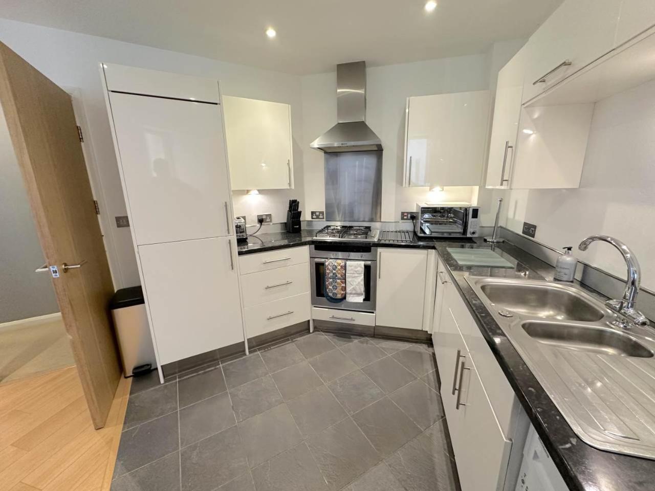Parc Y Bryn Serviced Apartments Aberystwyth Eksteriør billede
