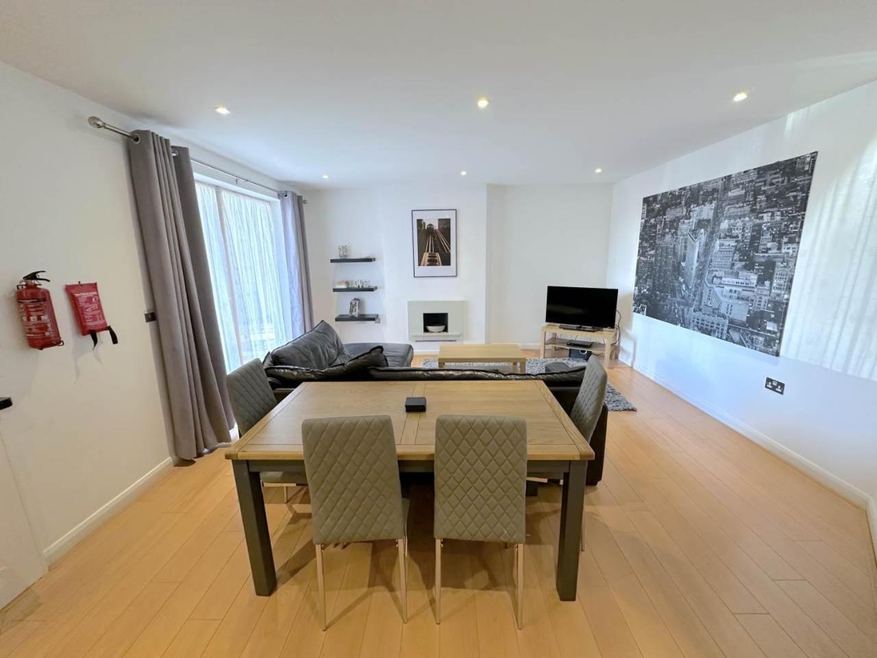 Parc Y Bryn Serviced Apartments Aberystwyth Eksteriør billede